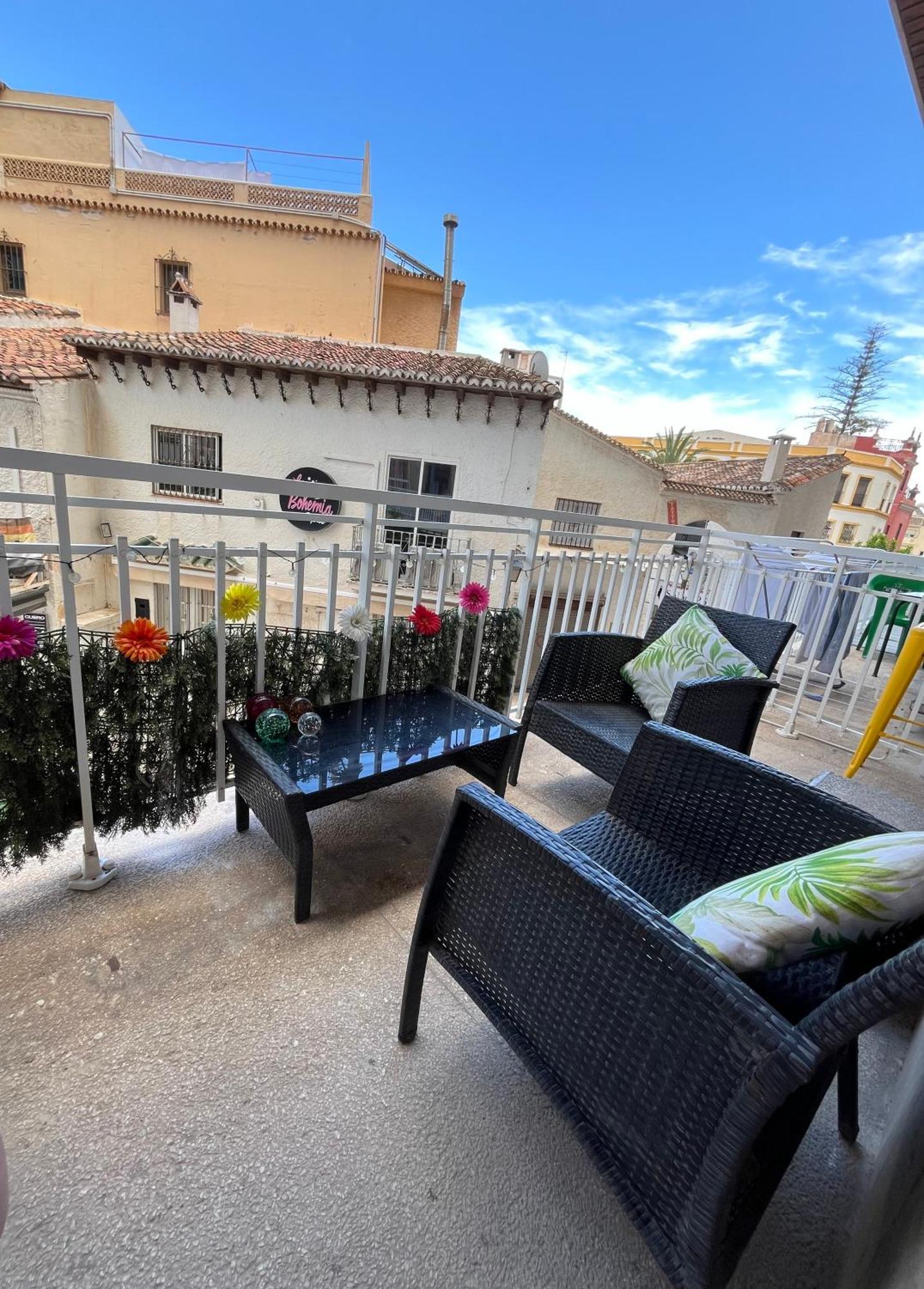 Moderno Apartamento En La Nogalera Torremolinos Exterior foto